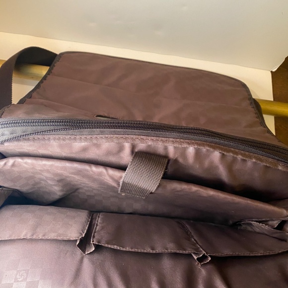 Samsonite Brown Soft Leather Briefcase - Picture 7 of 13
